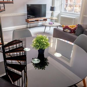 Leevin Apartments